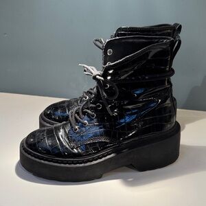 Steve Madden Black Patent Leather Women's Boots